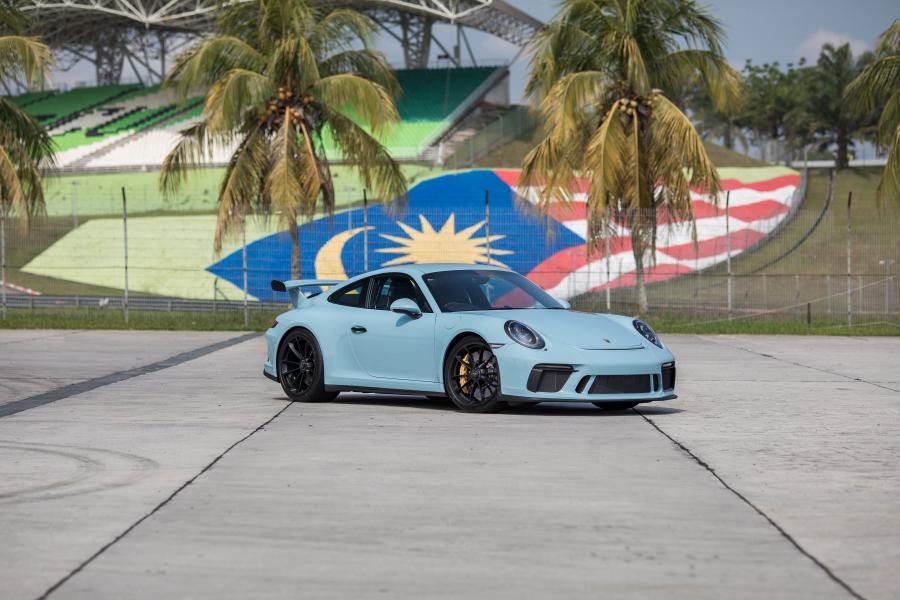  Porsche 911 GT3 (991) 2018 года  (MY) (фото 20 из 21)